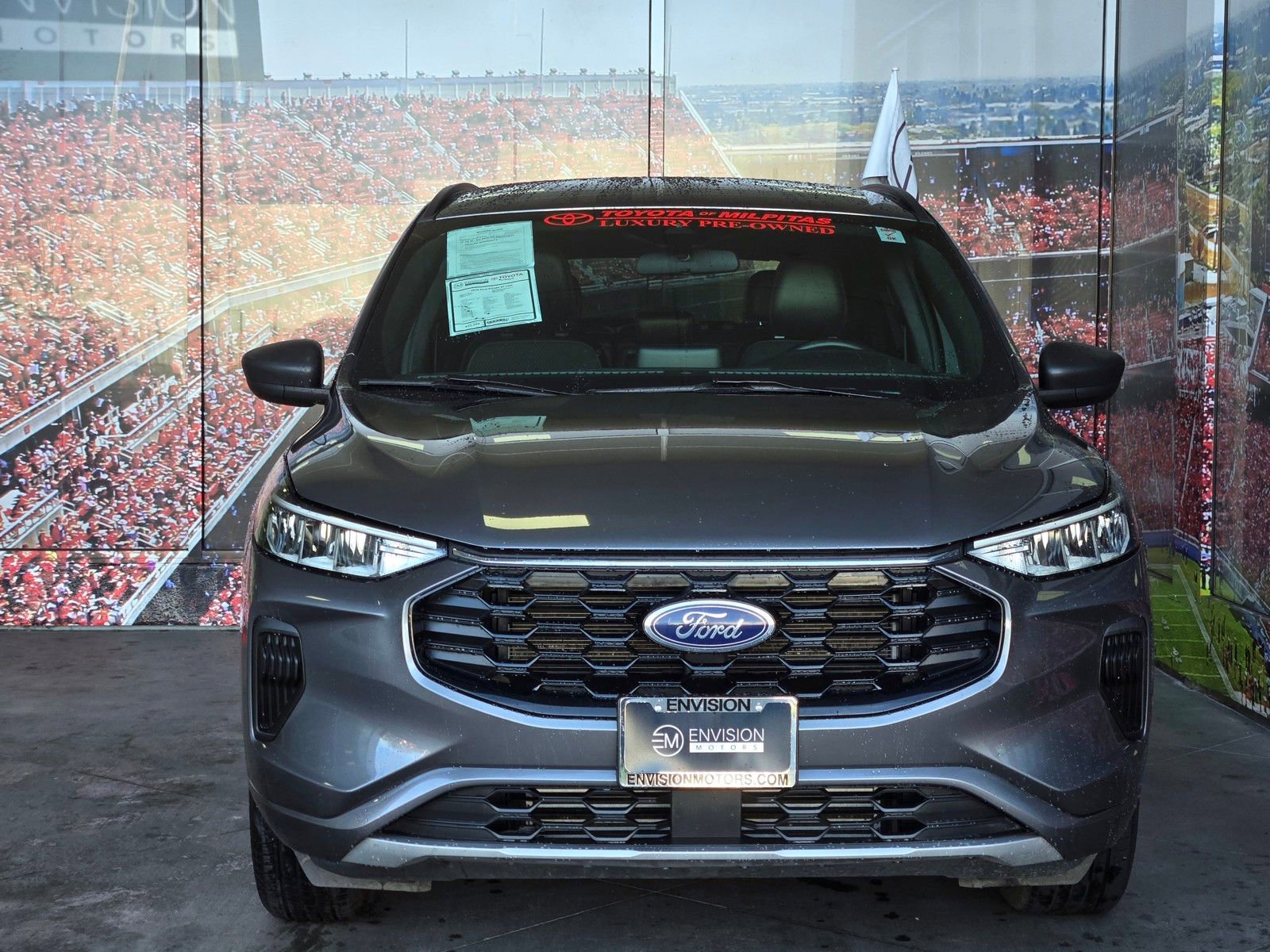 Used 2024 Ford Escape ST-Line image 3