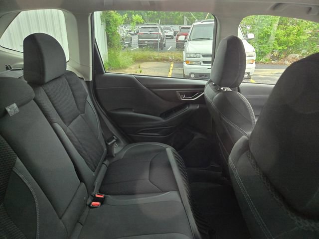 Used 2022 Subaru Forester Premium AWD/4WD image 4