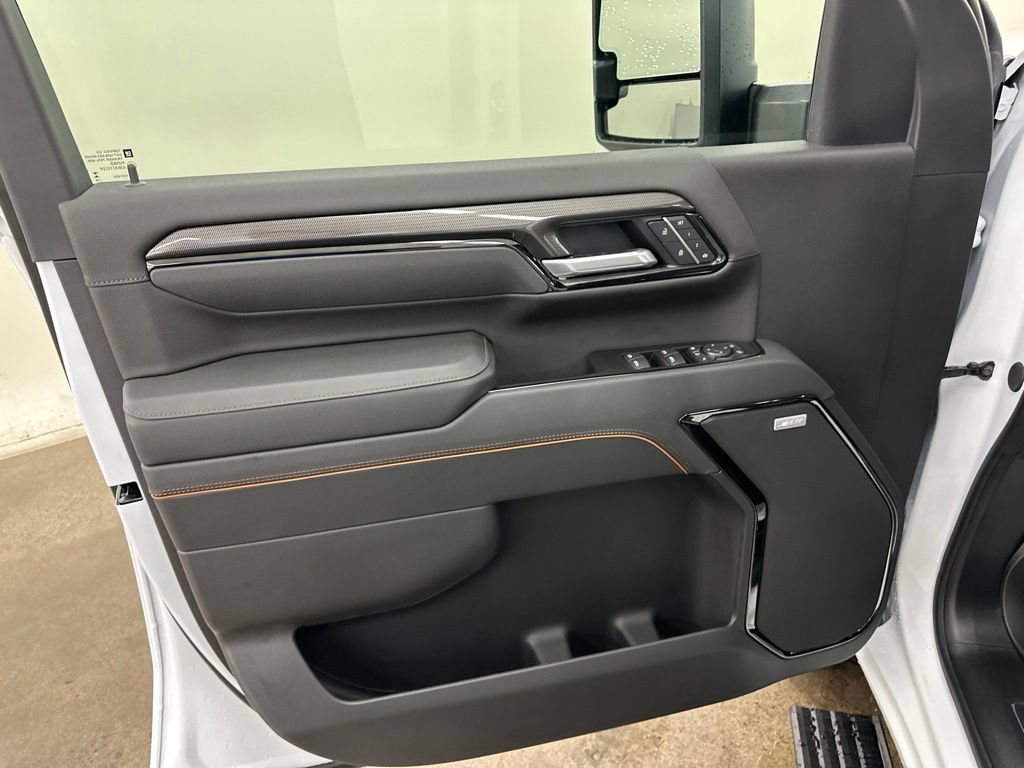 New 2026 GMC Sierra 2500 AT4 w/ AT4 Premium Plus Package AWD/4WD image 37