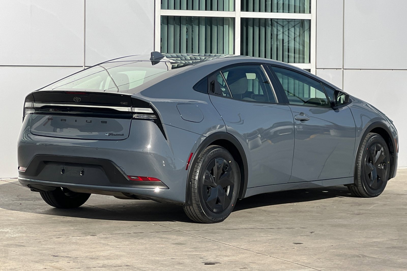 Certified 2024 Toyota Prius Prime SE image 4