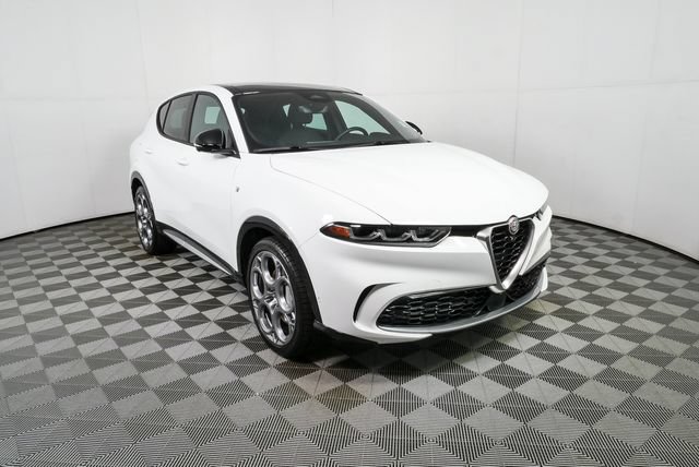 Used 2024 Alfa Romeo Tonale Ti AWD/4WD image 26