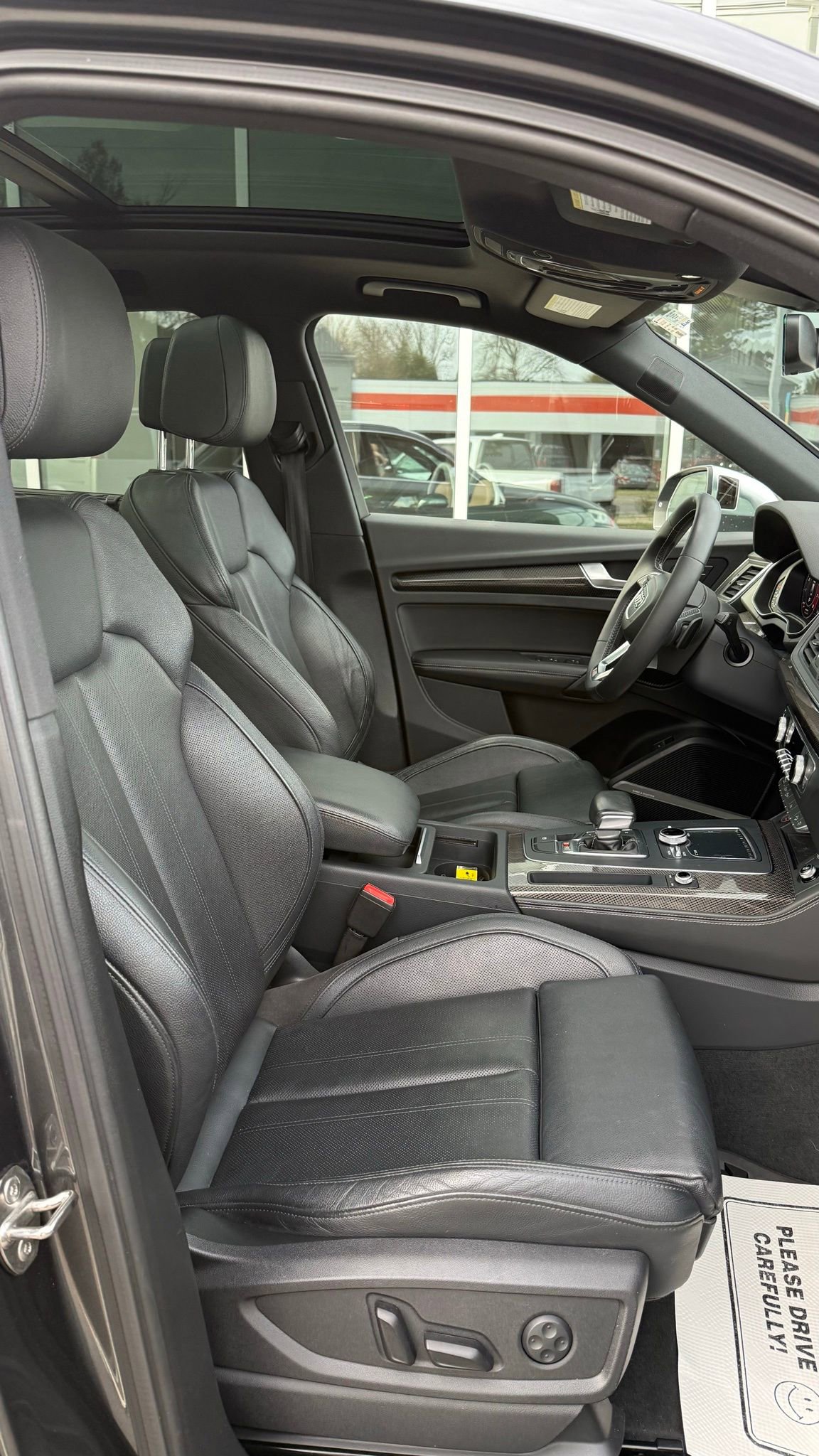 Used 2018 Audi SQ5 Prestige w/ Prestige Package image 39