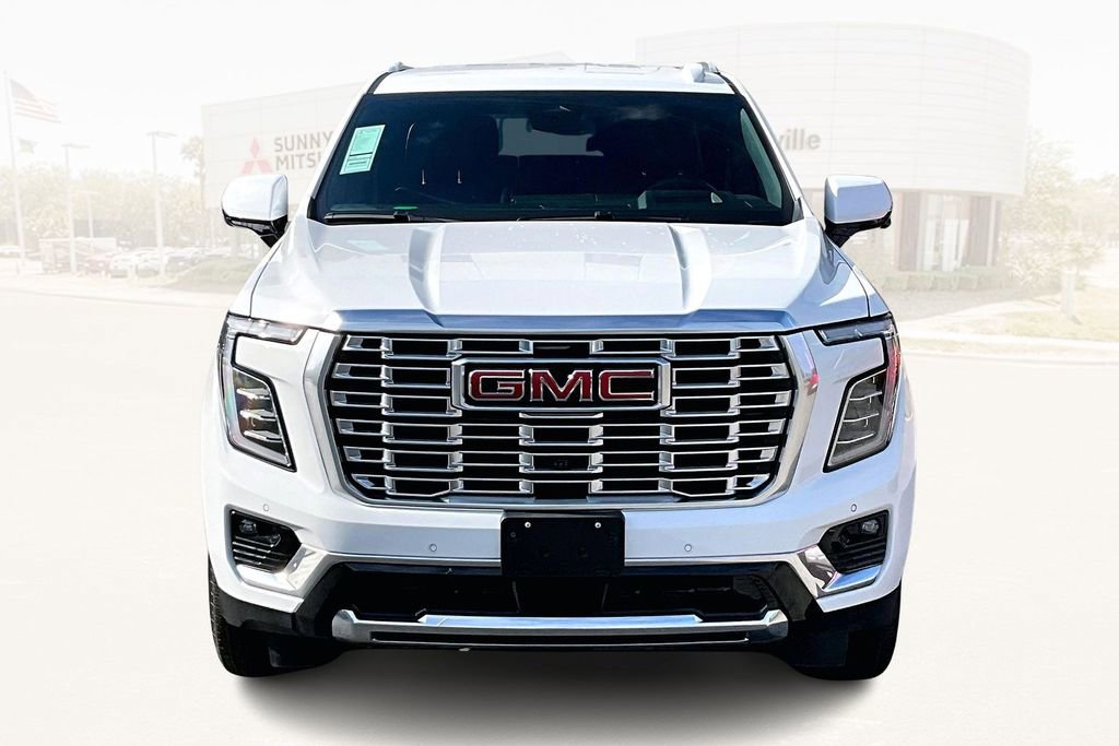 Used 2025 GMC Yukon XL Denali image 2