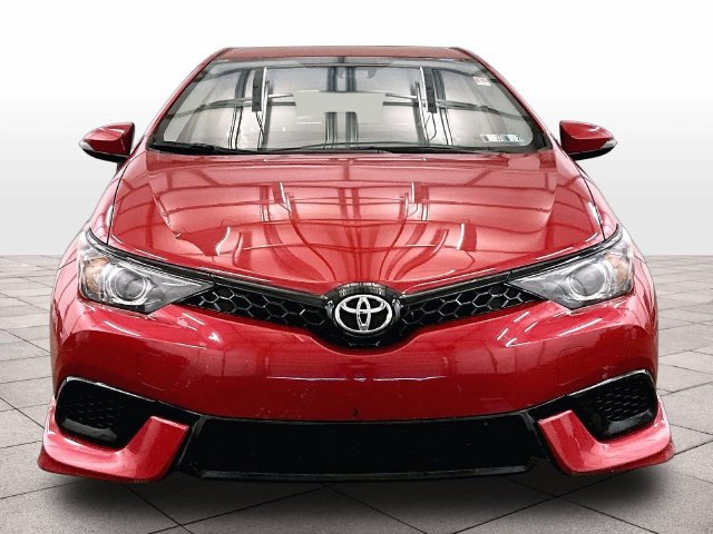 Used 2017 Toyota Corolla iM FWD image 4