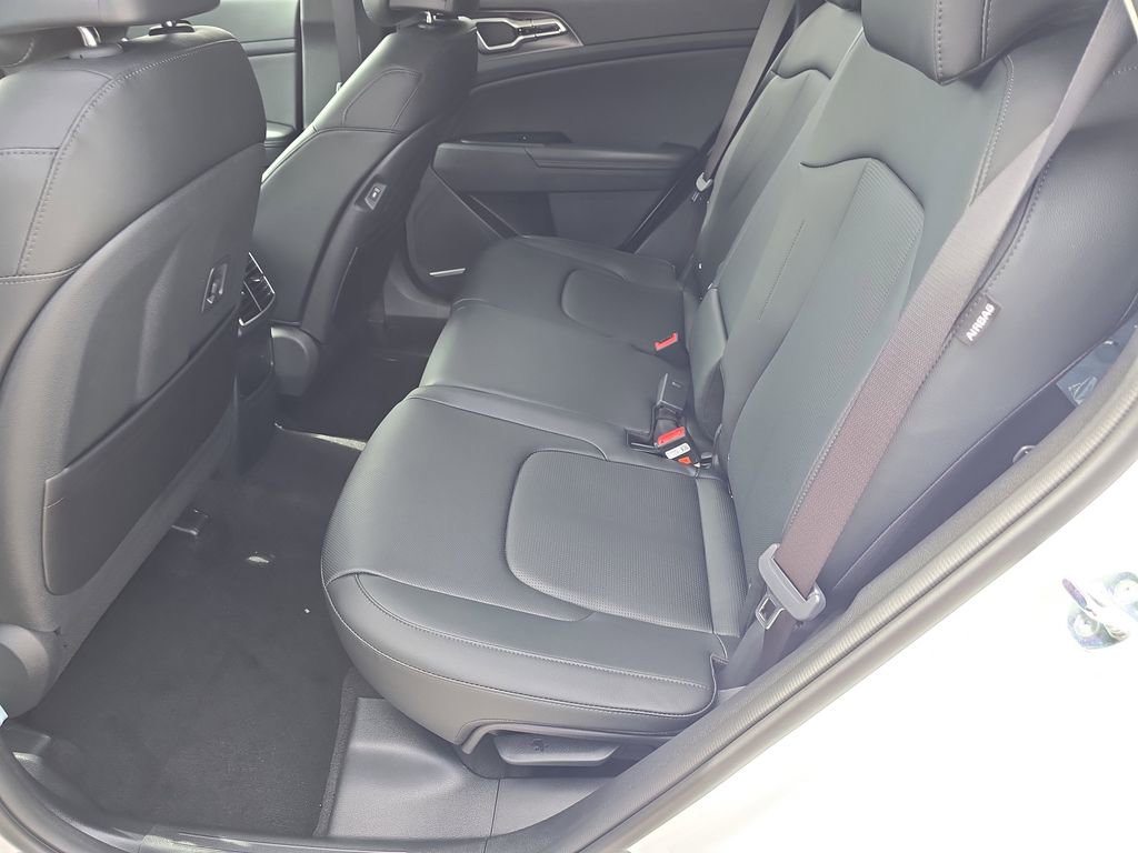 New 2026 Kia Sportage EX image 17