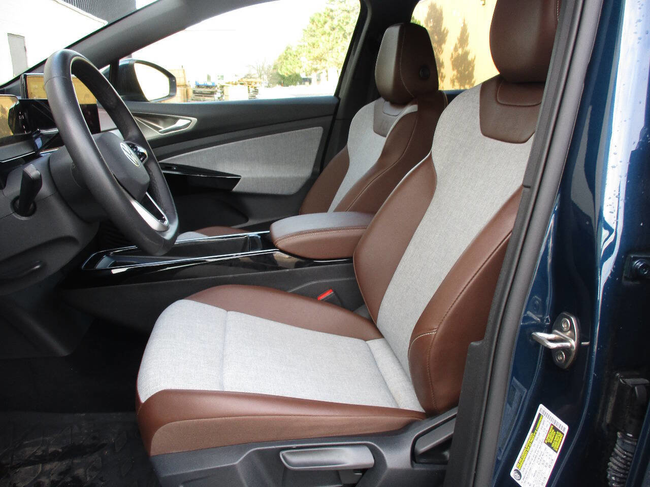 Used 2023 Volkswagen ID.4 Pro image 58