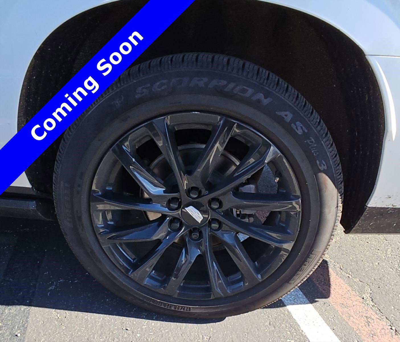 Used 2021 Cadillac Escalade ESV Premium Luxury w/ Driver Assist Tech Package image 14