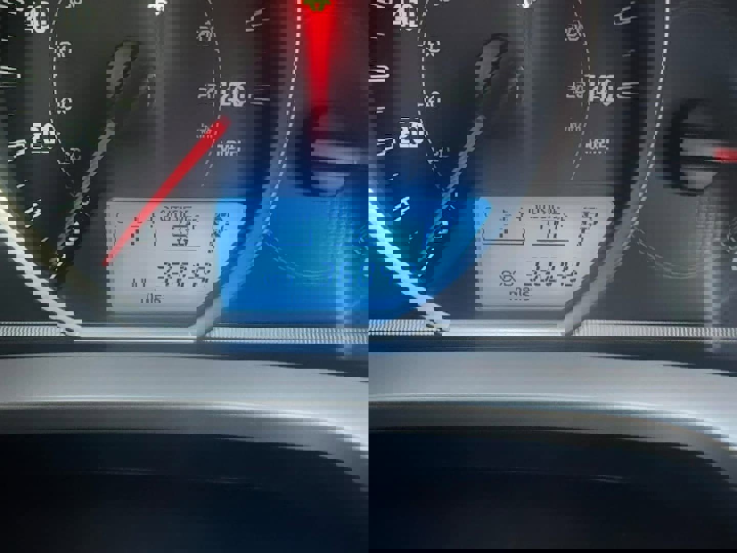 Used 2014 Toyota RAV4 LE image 8