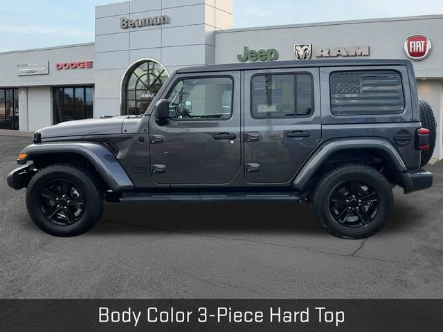Used 2022 Jeep Wrangler Unlimited Sahara AWD/4WD image 4