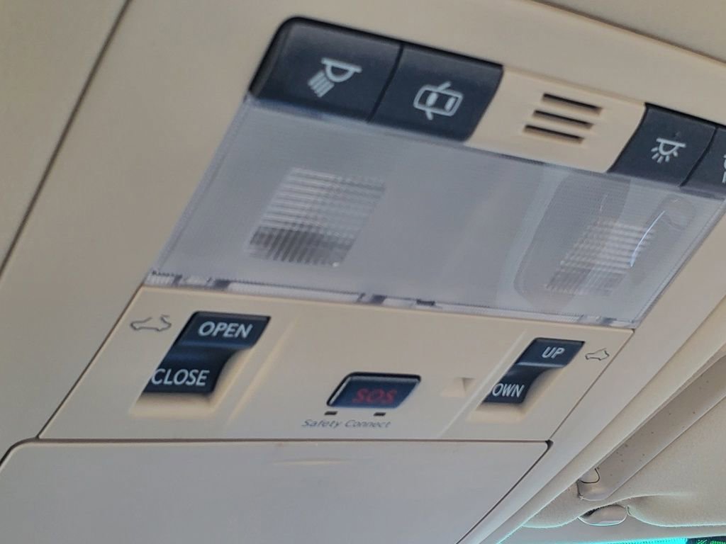 Used 2011 Lexus HS 250h image 30