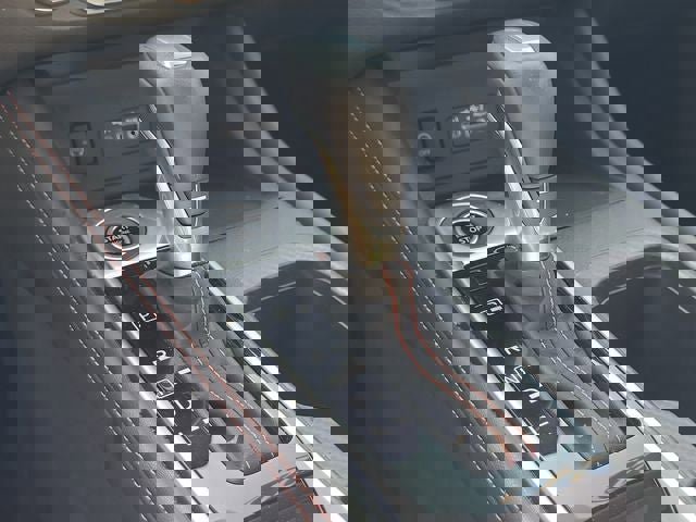 Used 2024 Nissan Sentra SR w/ SR Premium Package image 20