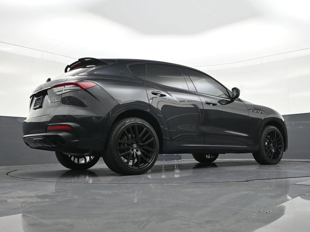 Used 2022 Maserati Levante Modena image 30