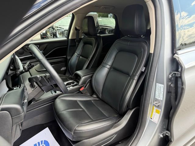 Used 2023 Lincoln Corsair AWD image 12