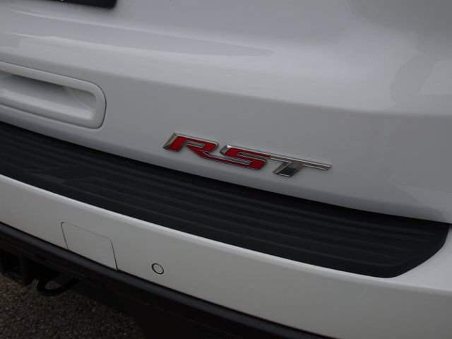 Used 2023 Chevrolet Suburban RST w/ Sport Performance Package AWD/4WD image 30