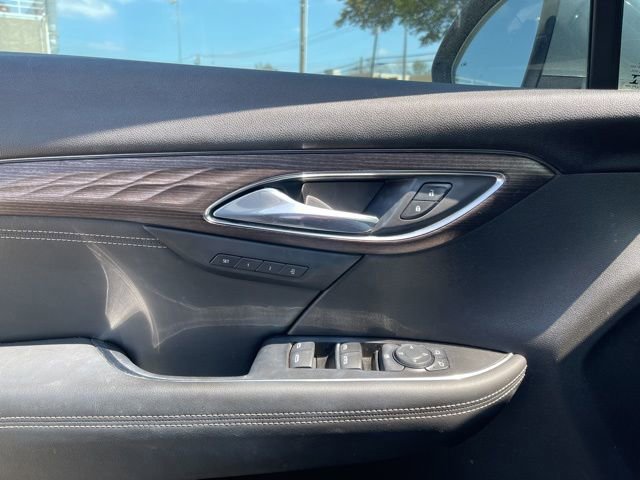 Used 2023 Buick Envision Avenir image 21