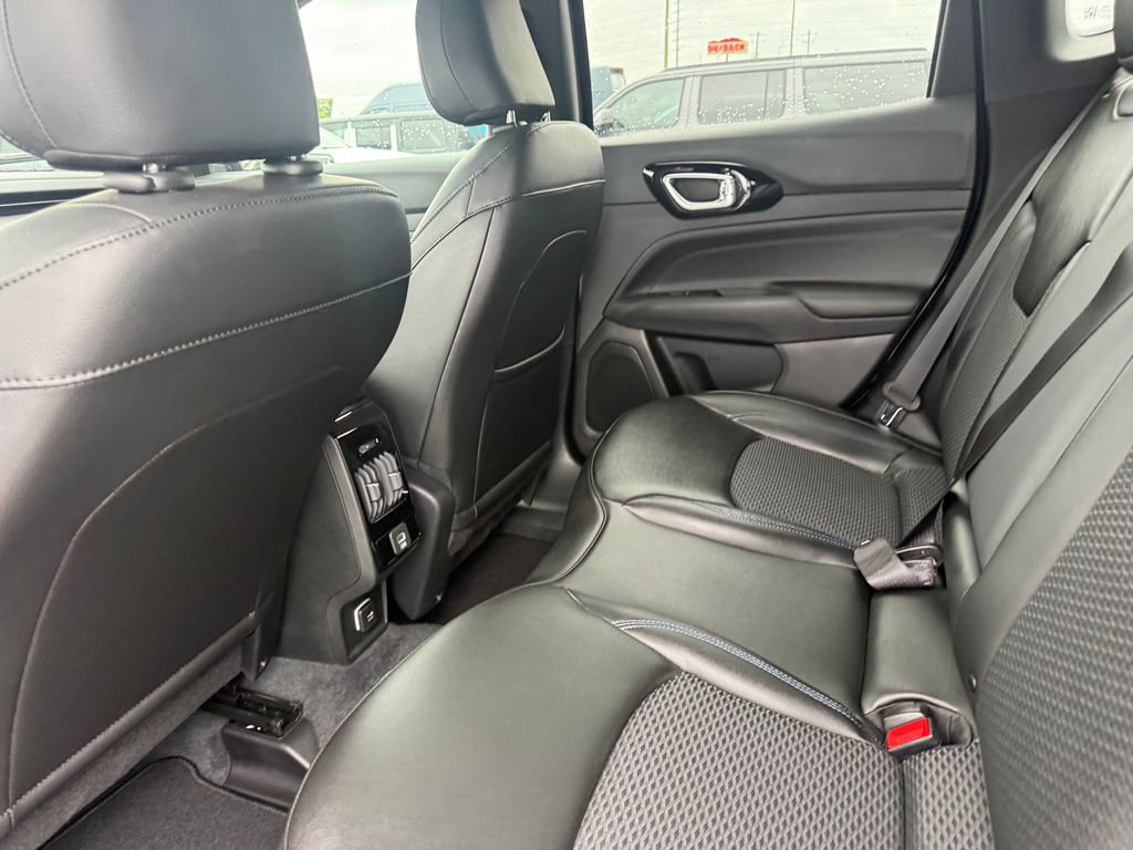 New 2026 Jeep Compass Latitude AWD/4WD image 20