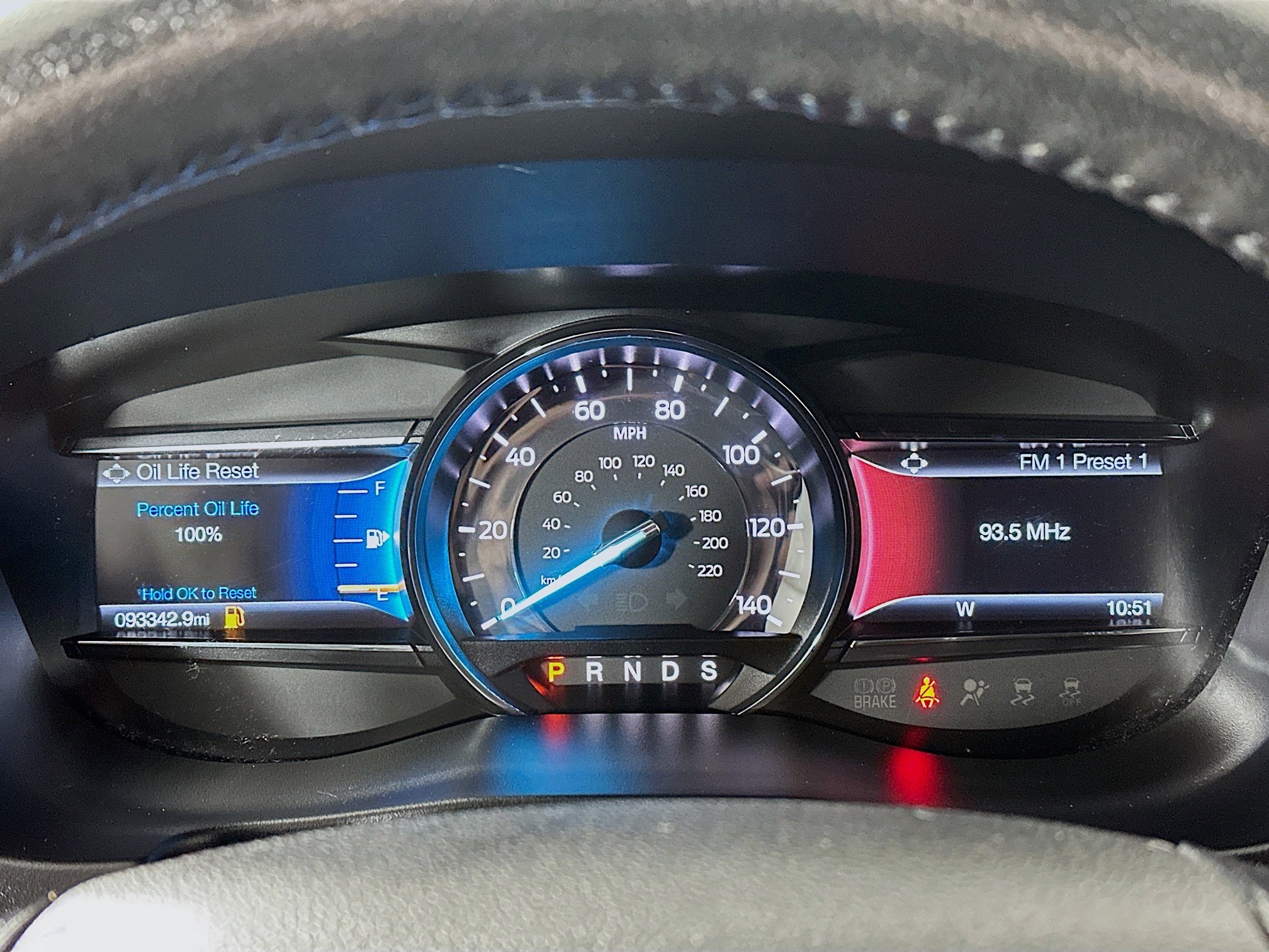 Used 2018 Ford Explorer XLT w/ Equipment Group 201A image 12