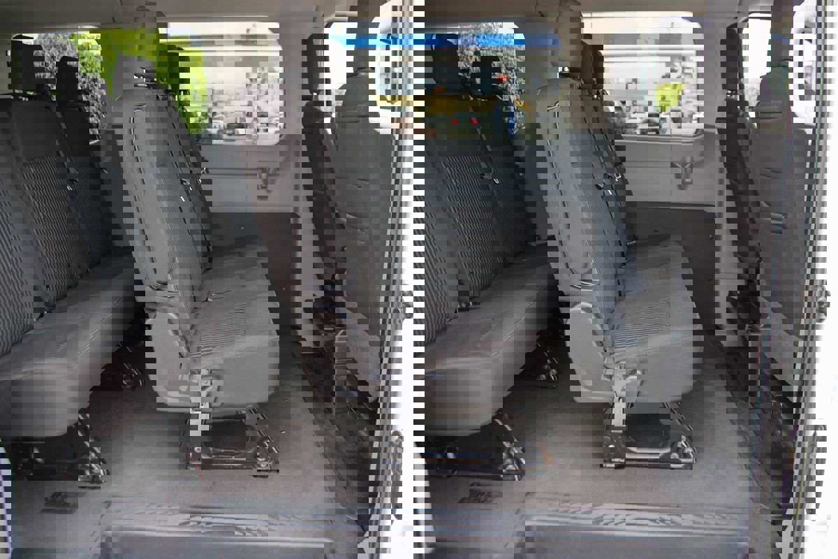 Used 2019 Ford Transit 150 XLT image 15