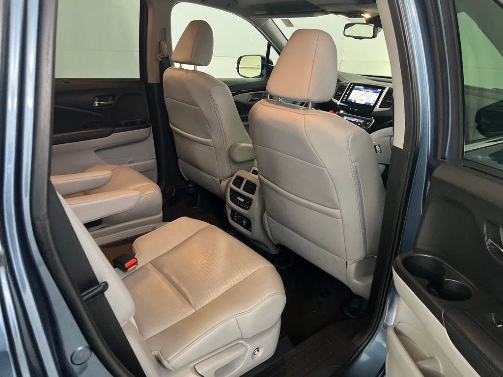 Used 2018 Honda Pilot Elite image 24
