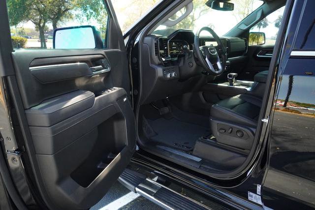 Used 2025 GMC Sierra 1500 SLT w/ SLT Premium Plus Package image 11