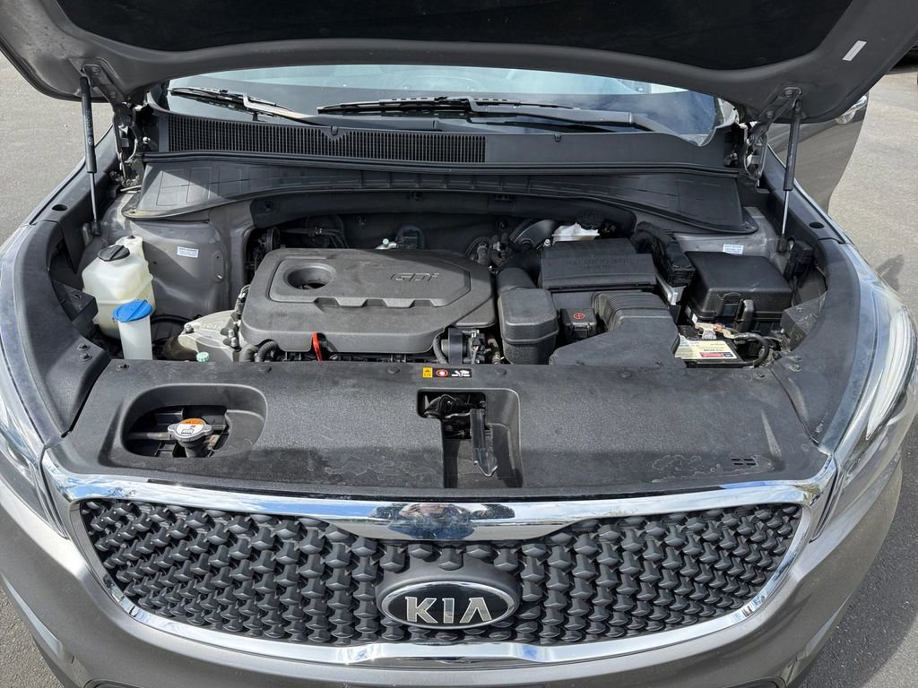 Used 2017 Kia Sorento FWD image 21