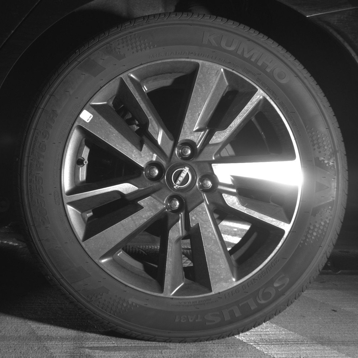 Used 2025 Nissan Versa SV image 14