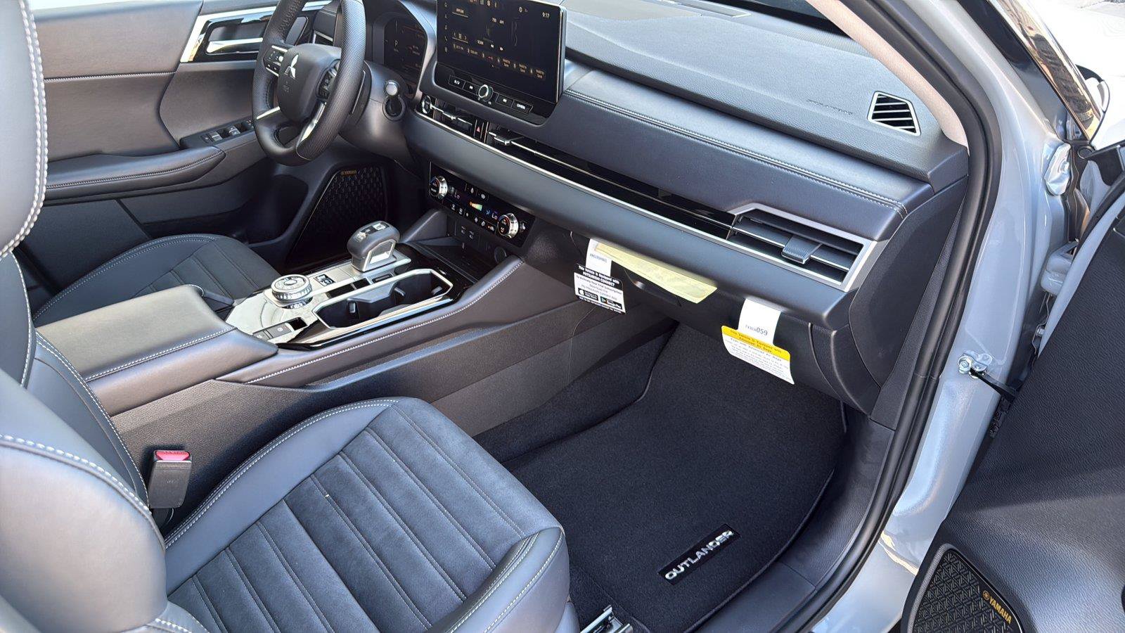 New 2026 Mitsubishi Outlander SE AWD/4WD image 10