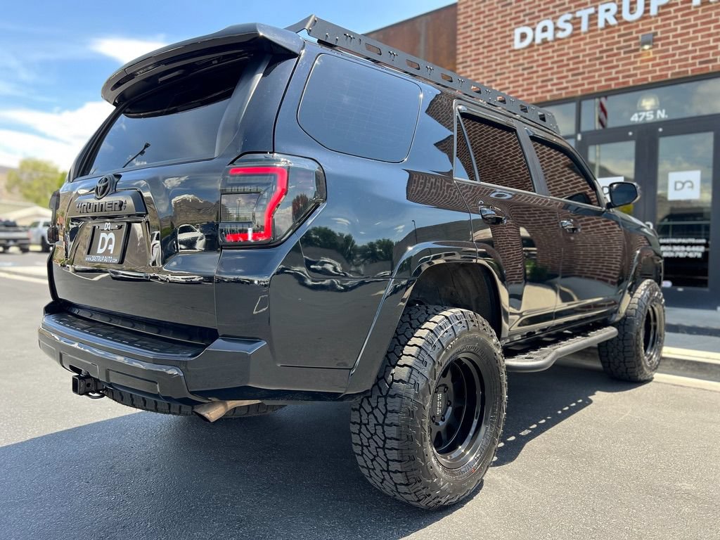 Used 2022 Toyota 4Runner TRD Off-Road Premium w/ Moonroof Package AWD/4WD image 33