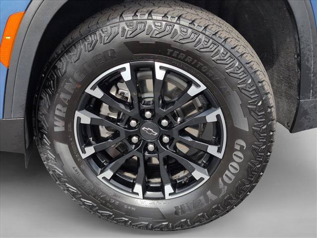 Used 2025 Chevrolet Traverse Z71 AWD/4WD image 25