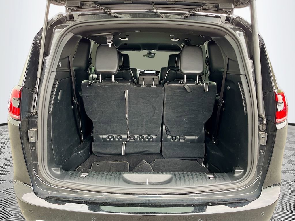 Used 2025 Chrysler Pacifica Select image 30