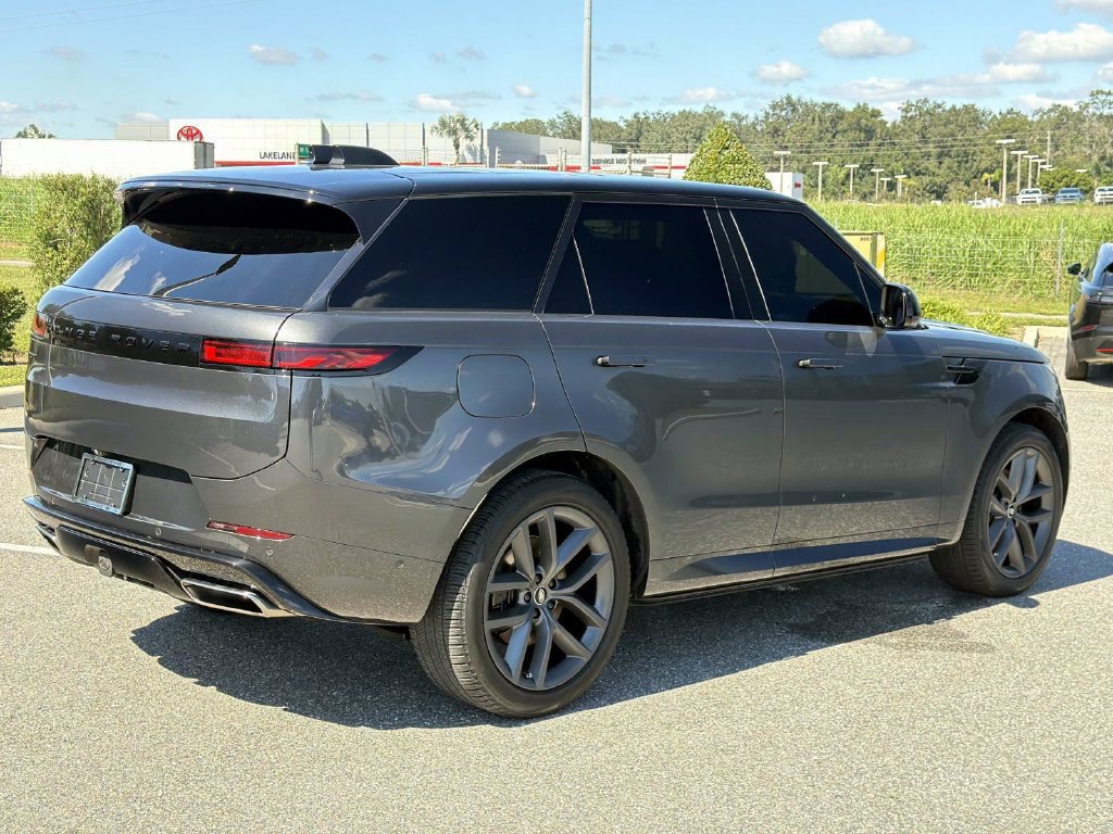 Used 2024 Land Rover Range Rover Sport Dynamic SE AWD/4WD image 5