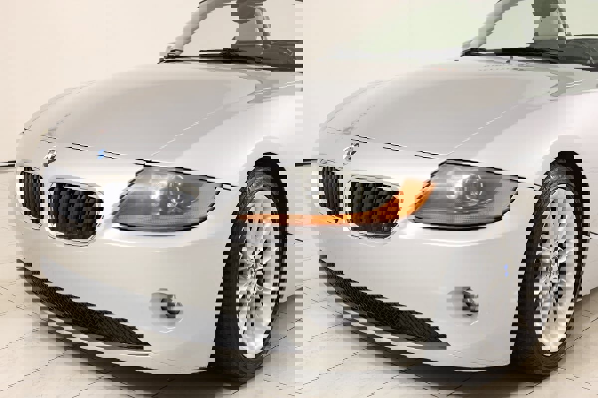 Used 2004 BMW Z4 2.5i image 44