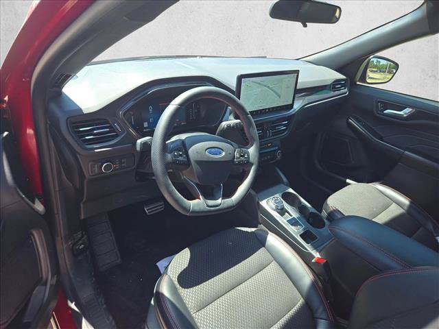 Used 2024 Ford Escape ST-Line w/ Tech Pack #1 FWD image 9