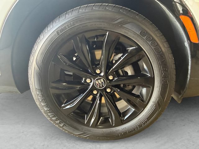 Used 2025 Buick Envista Sport Touring FWD image 23