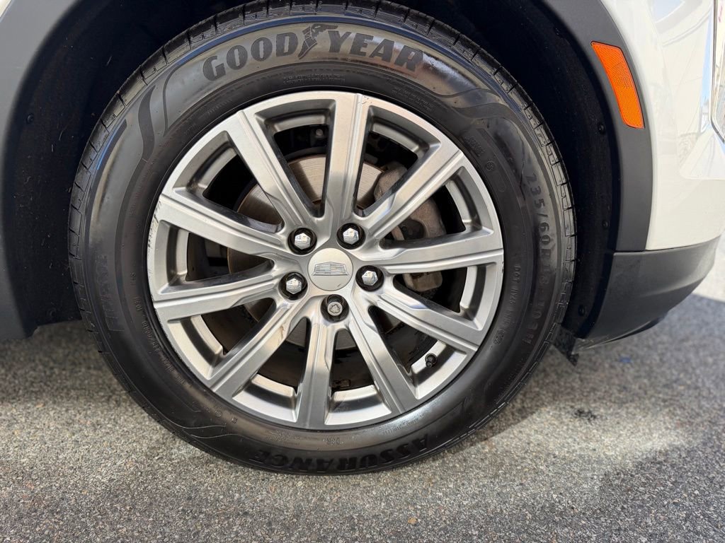 Used 2019 Cadillac XT4 Premium Luxury AWD/4WD image 25
