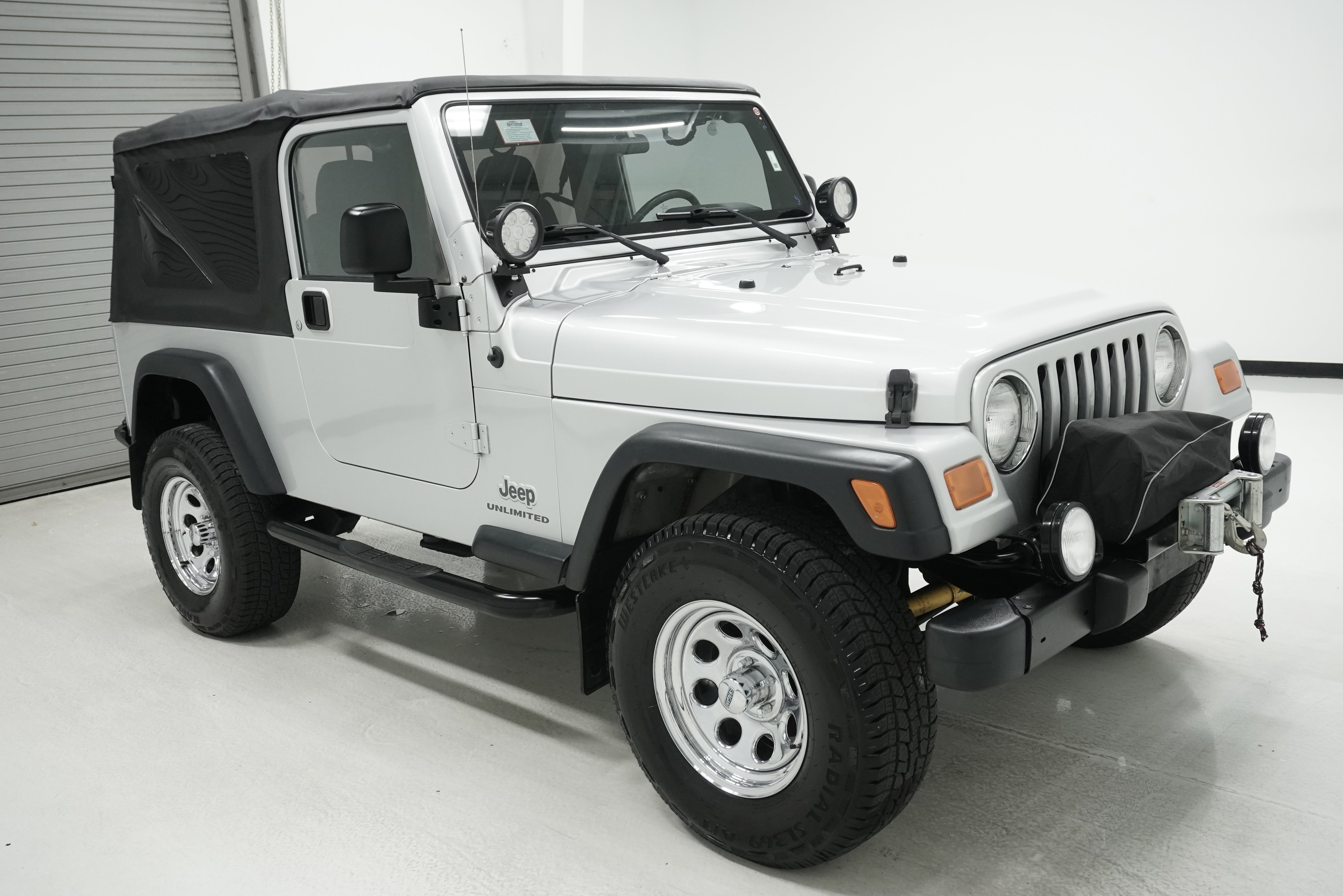 Used 2006 Jeep Wrangler Unlimited AWD/4WD image 2
