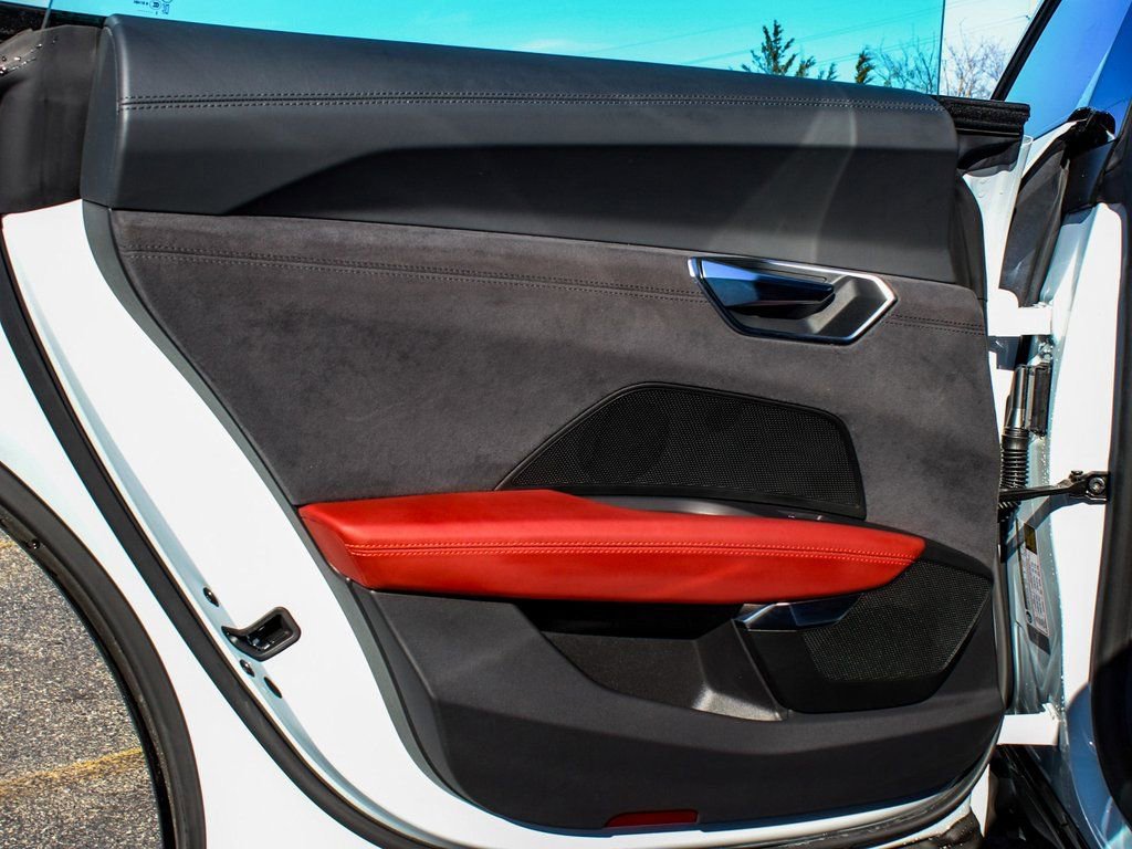 Used 2024 Audi e-tron GT Premium Plus image 11