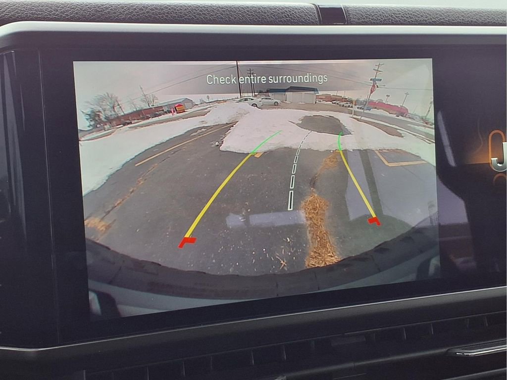 Used 2024 Jeep Wrangler Willys image 8