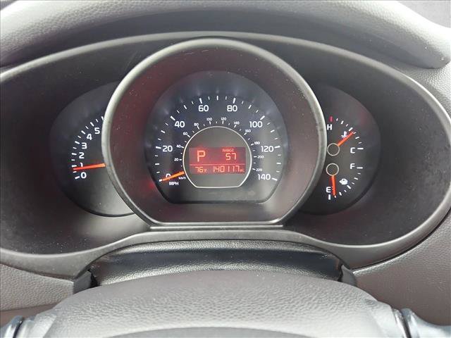 Used 2015 Kia Soul + FWD image 11