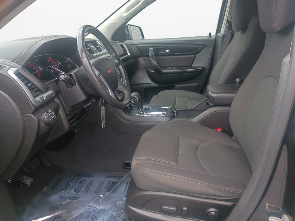 Used 2015 GMC Acadia SLE image 19