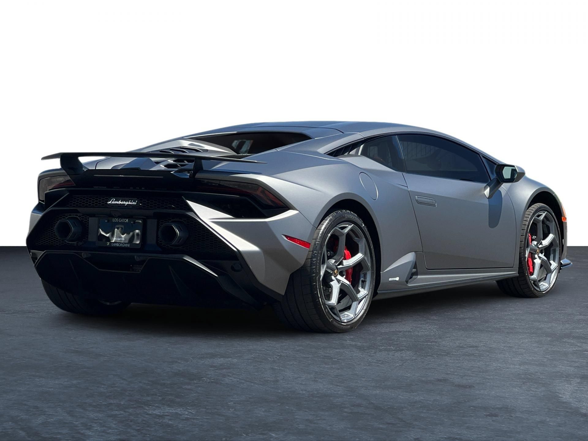 Used 2024 Lamborghini Huracan Tecnica RWD image 3