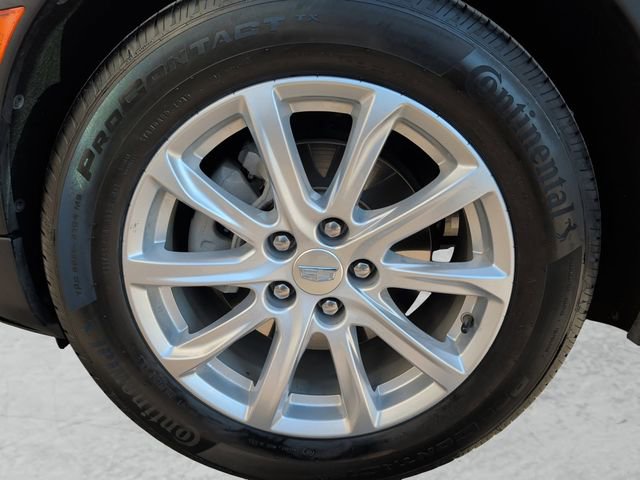Certified 2023 Cadillac XT4 Luxury w/ Cold Weather Package image 23