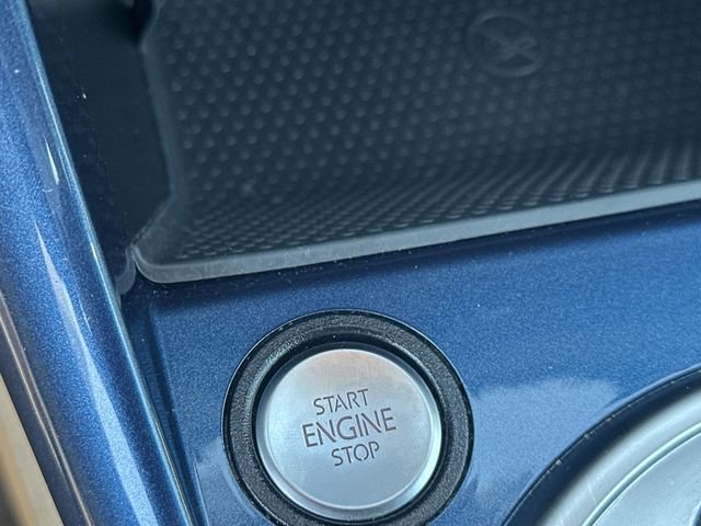 Used 2018 Volkswagen Beetle 2.0T SE image 21