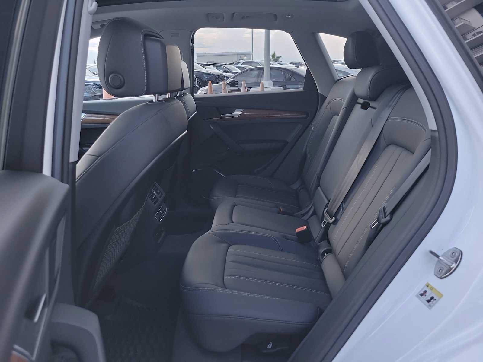 Certified 2023 Audi Q5 2.0T Premium w/ Convenience Package AWD/4WD image 18