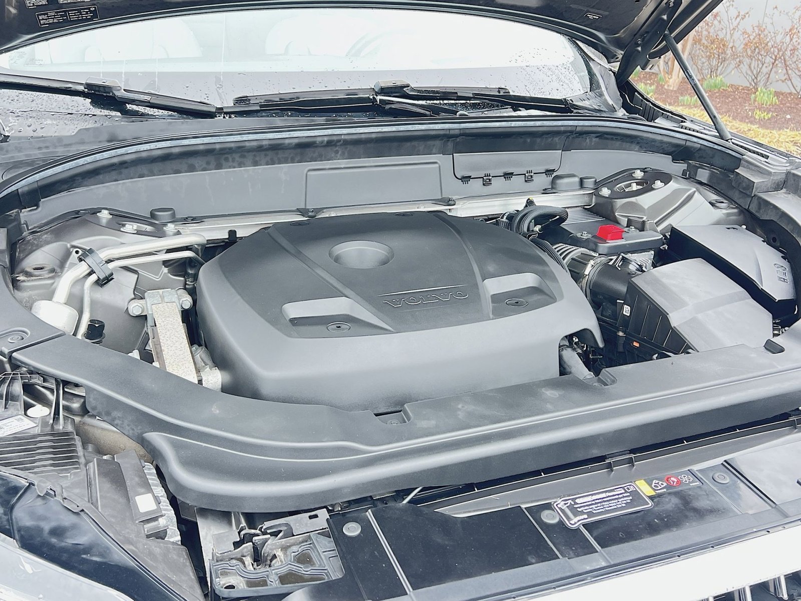 Used 2018 Volvo XC60 T6 Inscription w/ Luxury Seat Package image 28