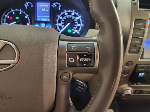 Used 2019 Lexus GX 460 Premium w/ Premium Package image 29