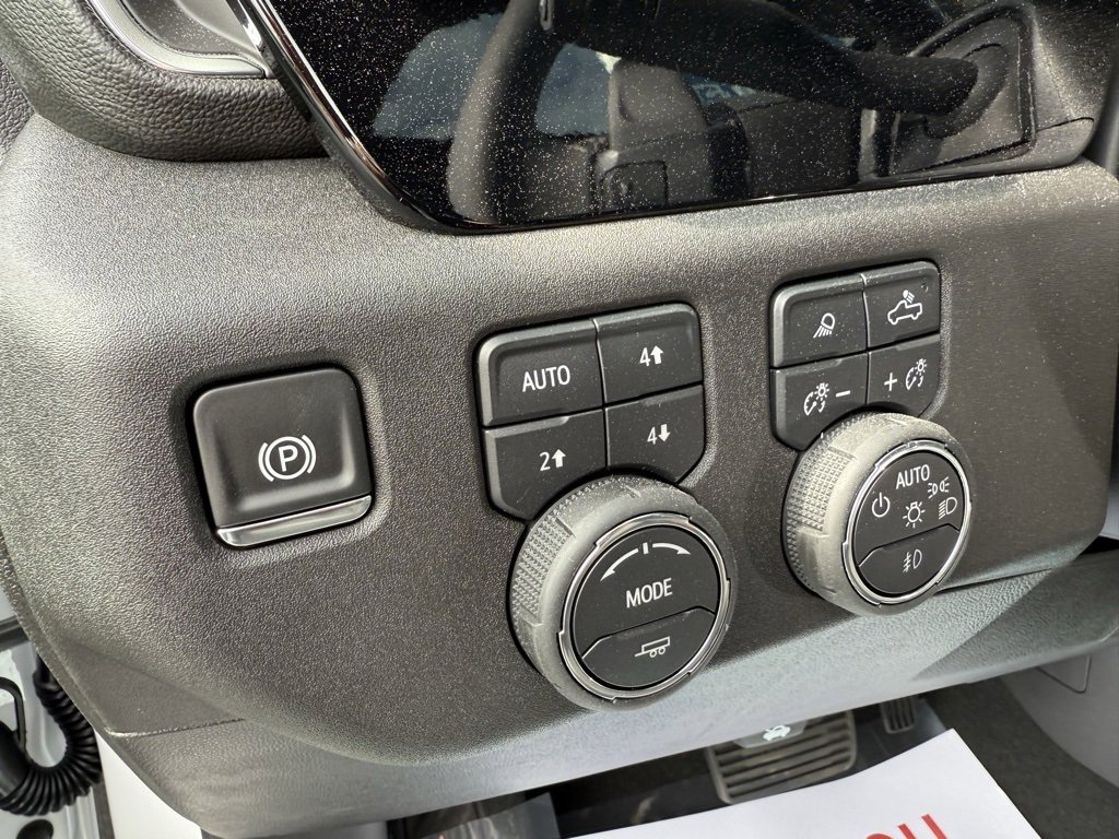 New 2026 Chevrolet Silverado 1500 LTZ w/ Z71 Off-Road Package image 15