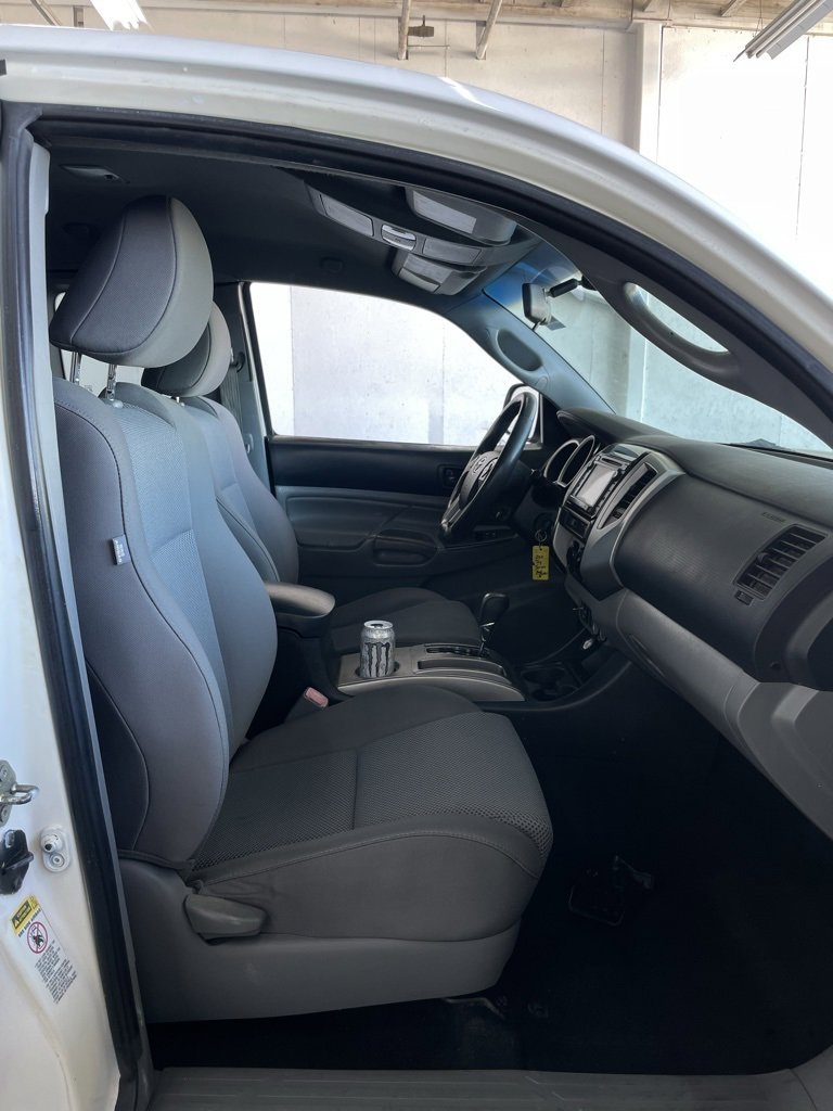 Used 2014 Toyota Tacoma 4x4 Access Cab V6 image 12