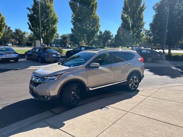 Used 2018 Honda CR-V Touring image 3