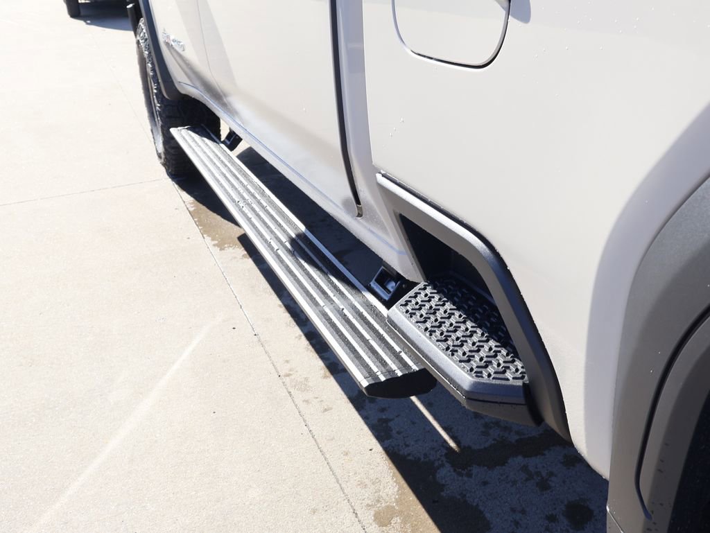 New 2026 GMC Sierra 2500 AT4X image 10